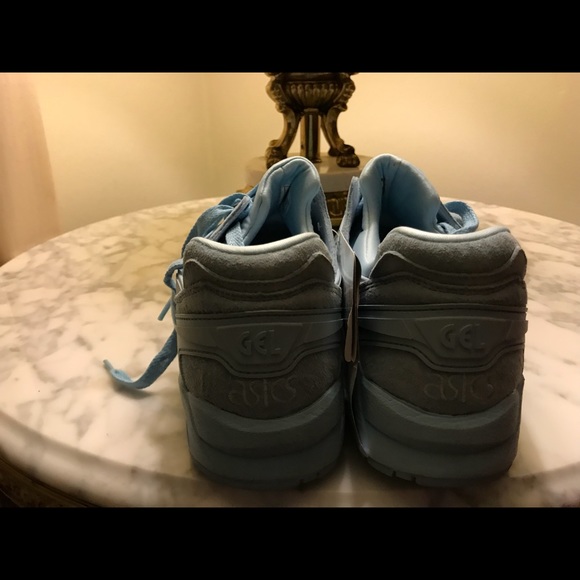 ASICS GELS - Picture 4 of 5